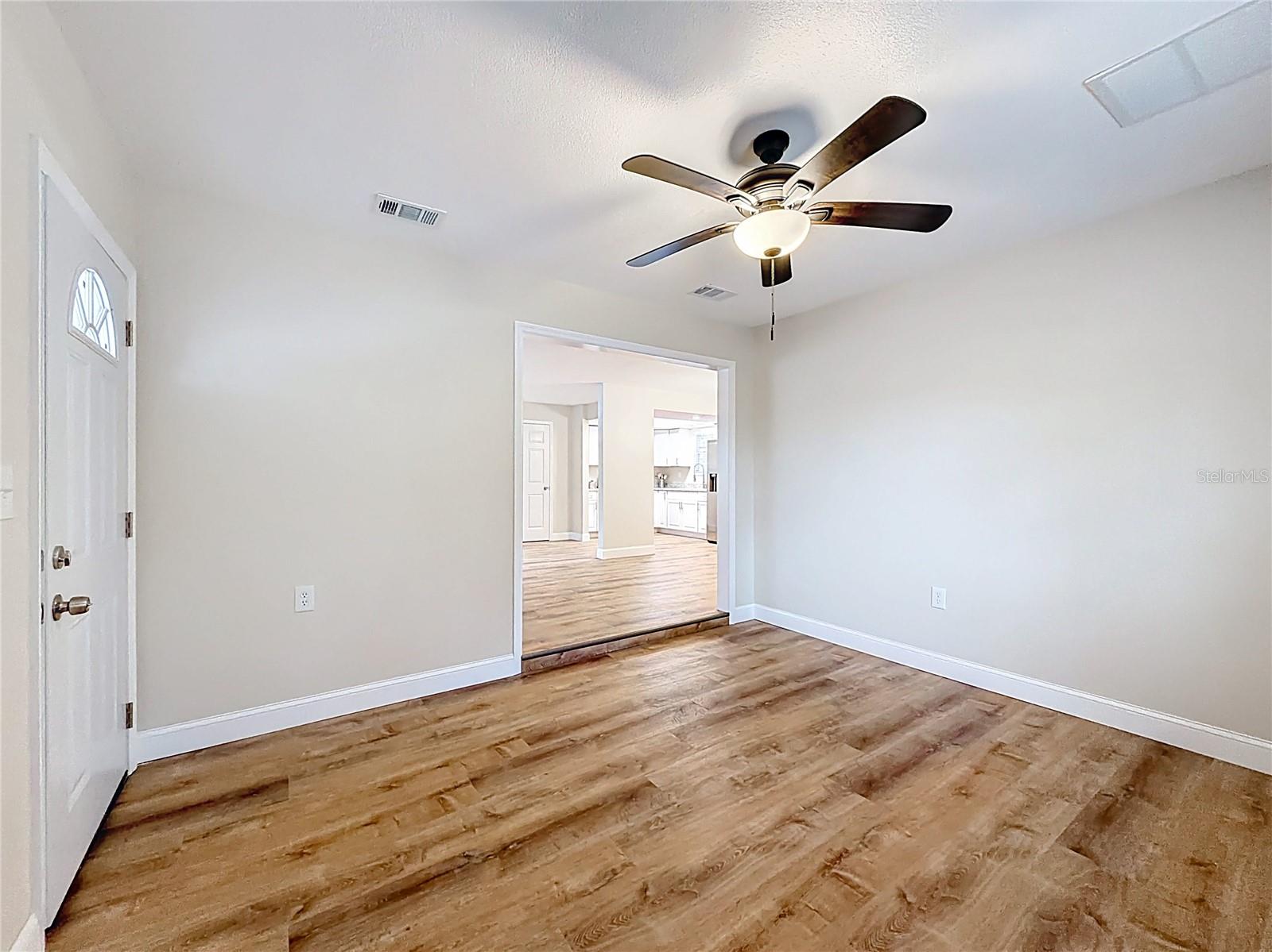 Image 19 of 59 For 3489 Cherub Court