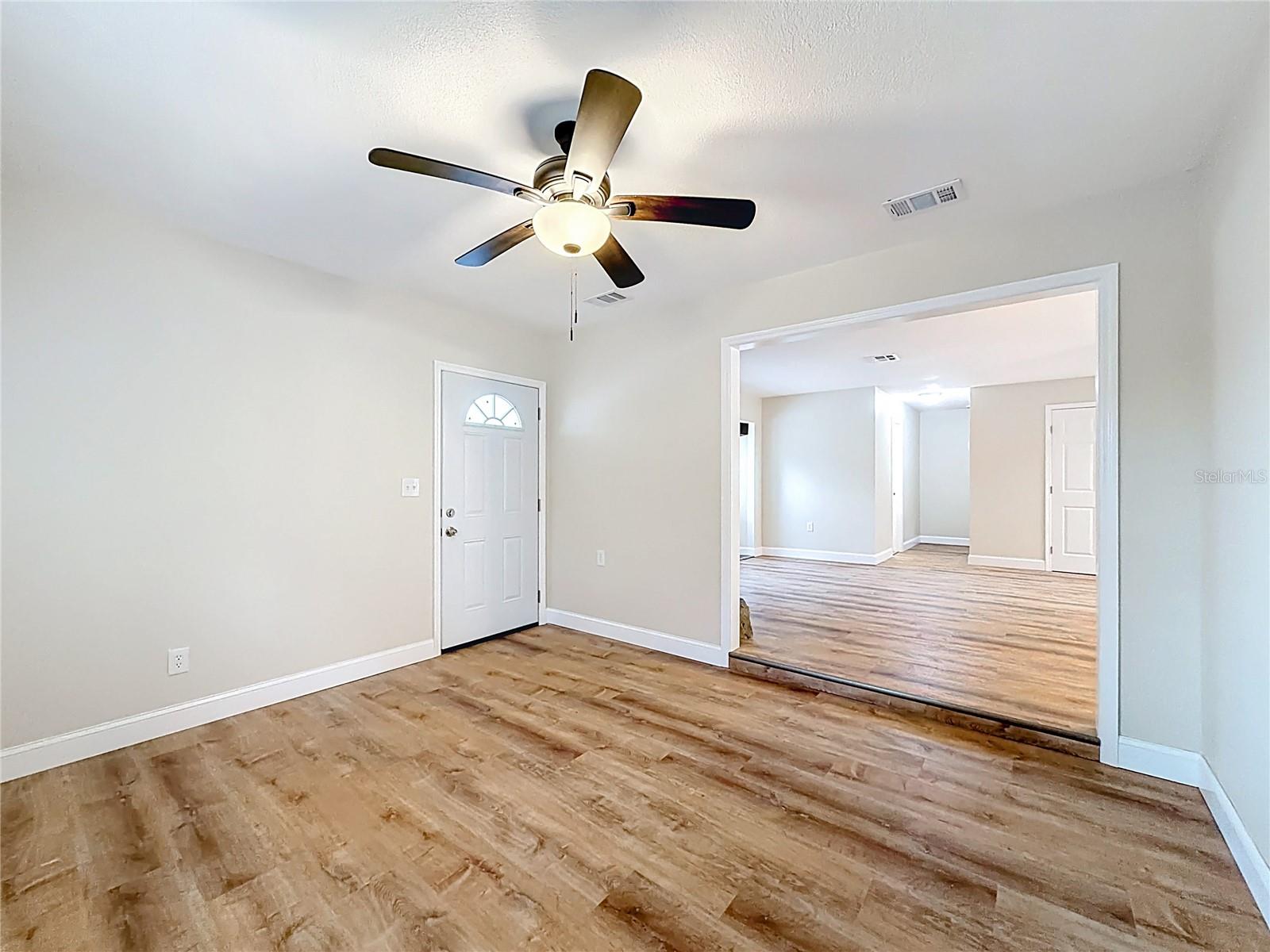 Image 21 of 59 For 3489 Cherub Court