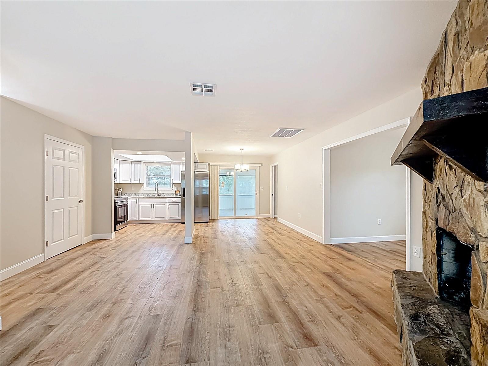 Image 22 of 59 For 3489 Cherub Court