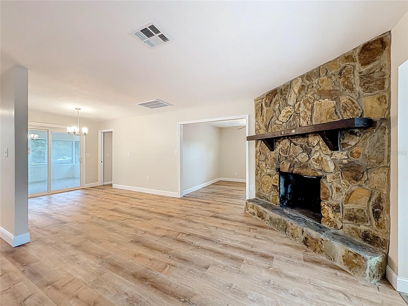 Image 23 of 59 For 3489 Cherub Court