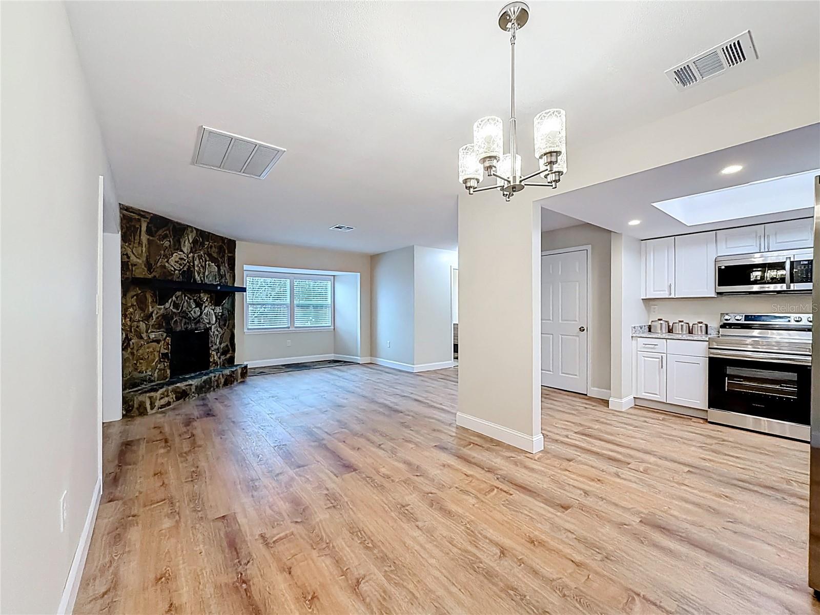 Image 27 of 59 For 3489 Cherub Court