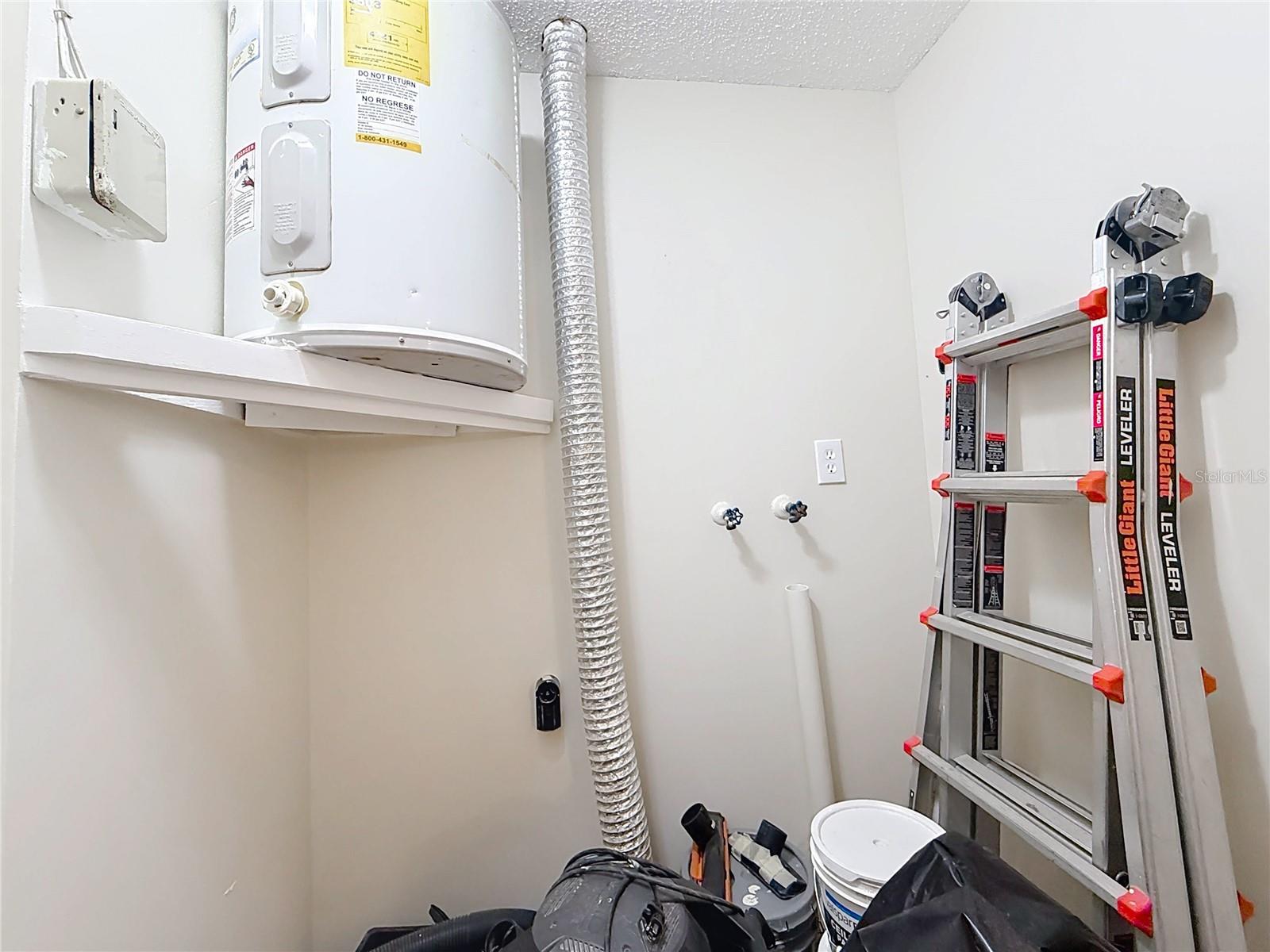 Image 45 of 59 For 3489 Cherub Court