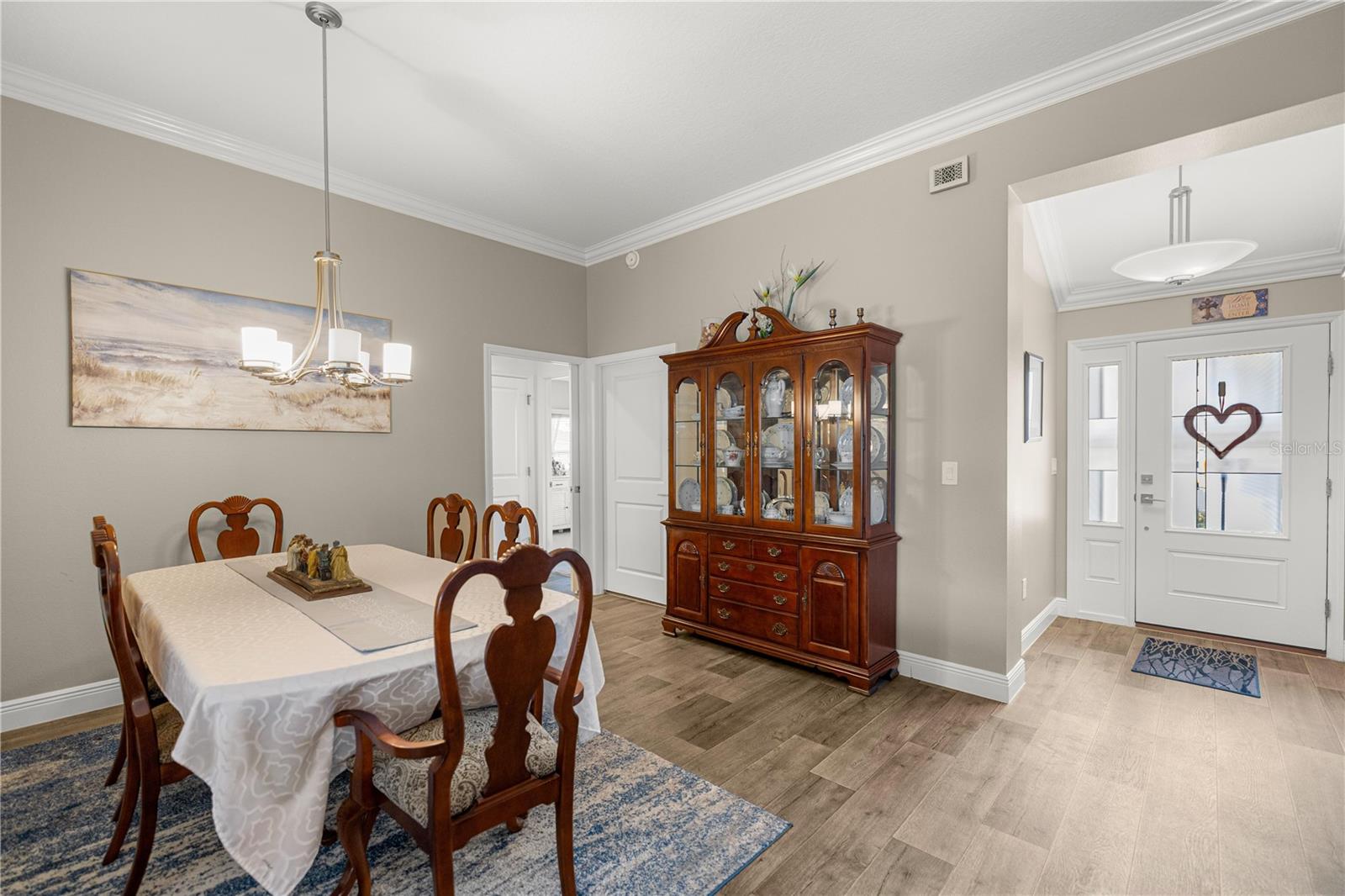 Image 13 of 60 For 11041 White Terrace