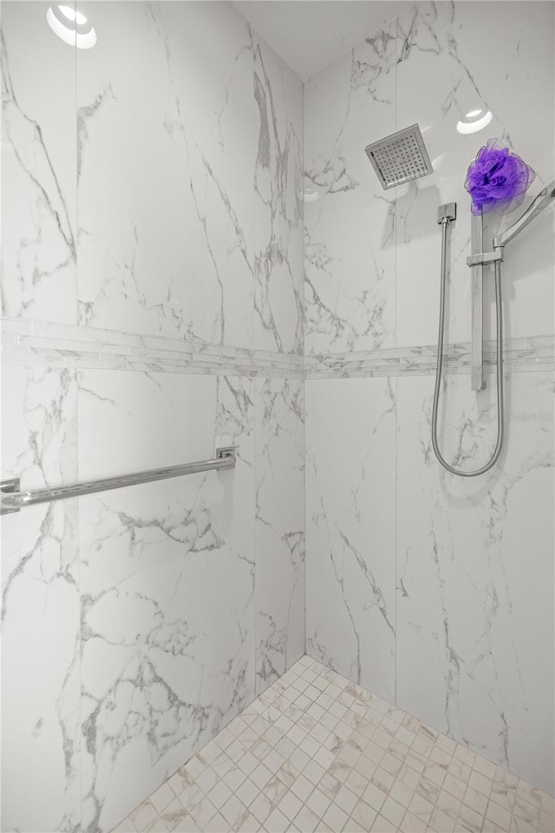 Image 36 of 60 For 11041 White Terrace