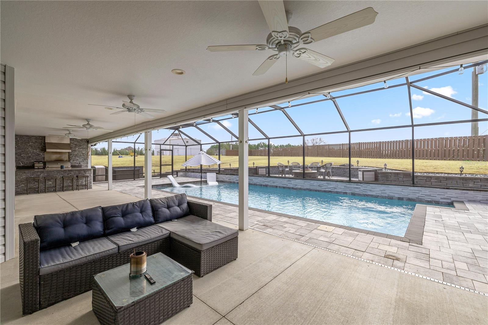 Image 38 of 60 For 11041 White Terrace