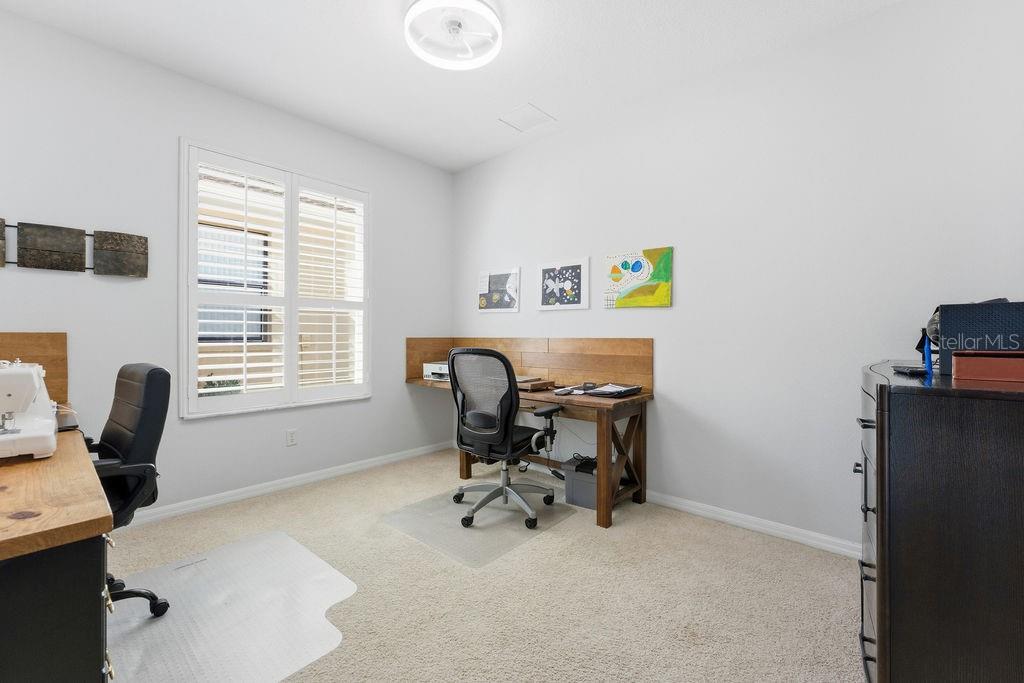 Image 12 of 76 For 1338 161st Place