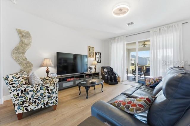 Image 9 of 76 For 1338 161st Place