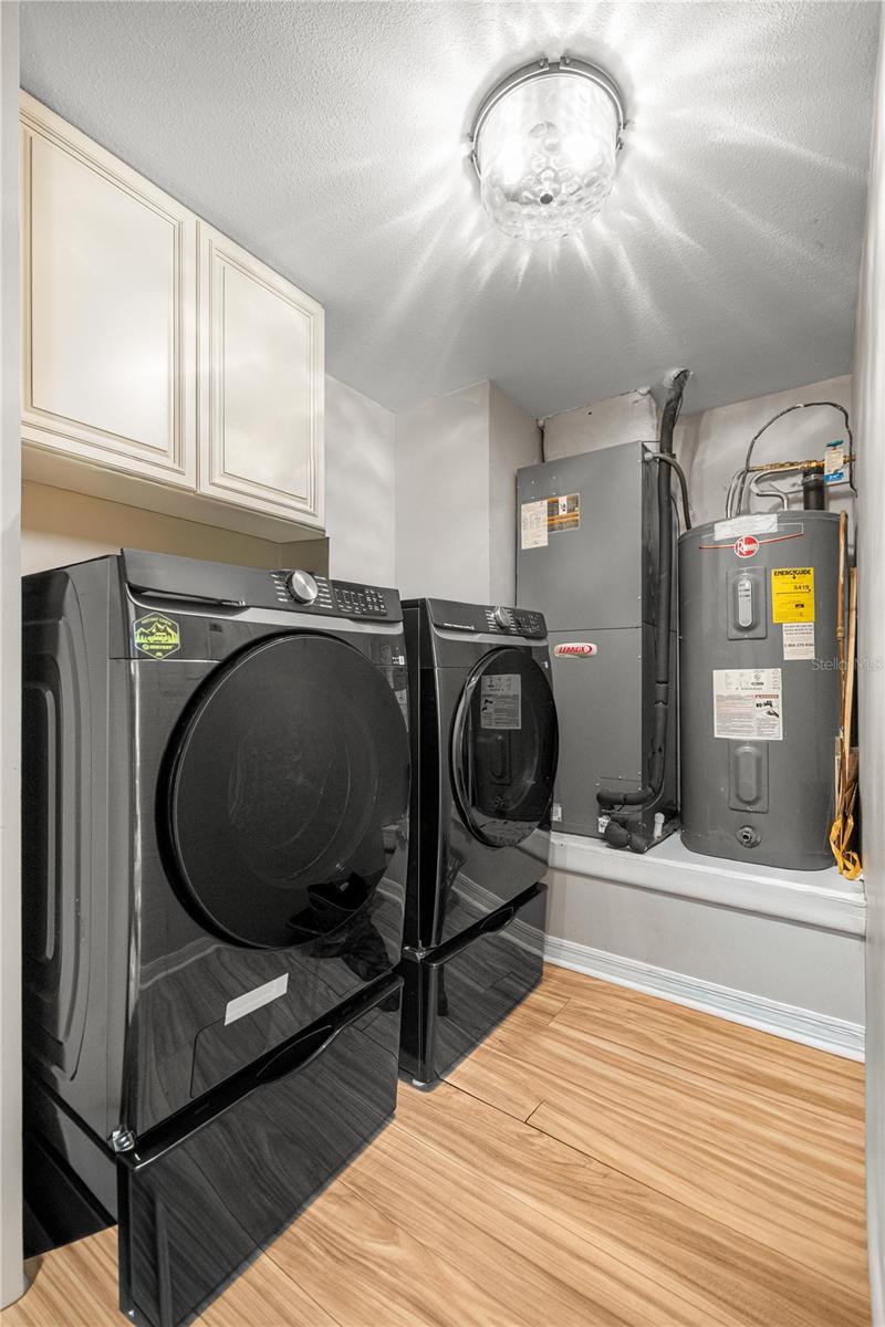 Image 16 of 42 For 5100 44th Avenue Road