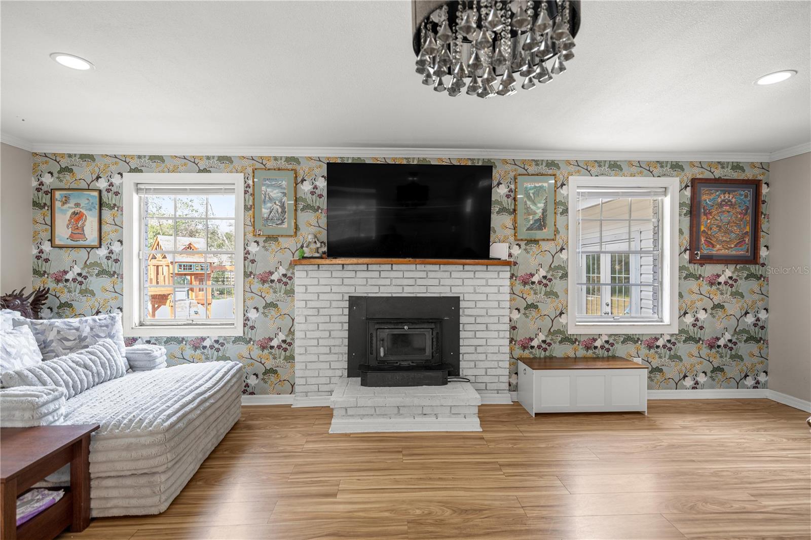 Image 22 of 42 For 5100 44th Avenue Road