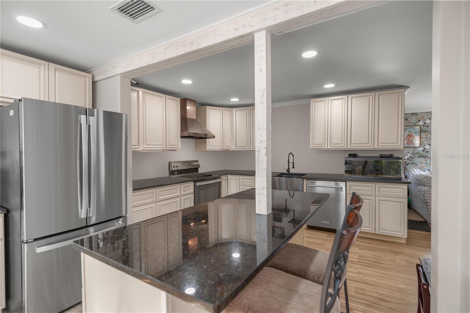 Image 24 of 42 For 5100 44th Avenue Road