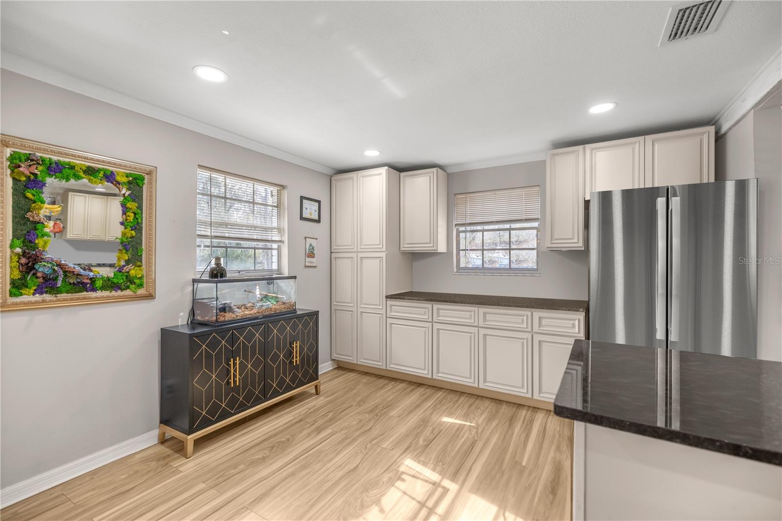 Image 25 of 42 For 5100 44th Avenue Road