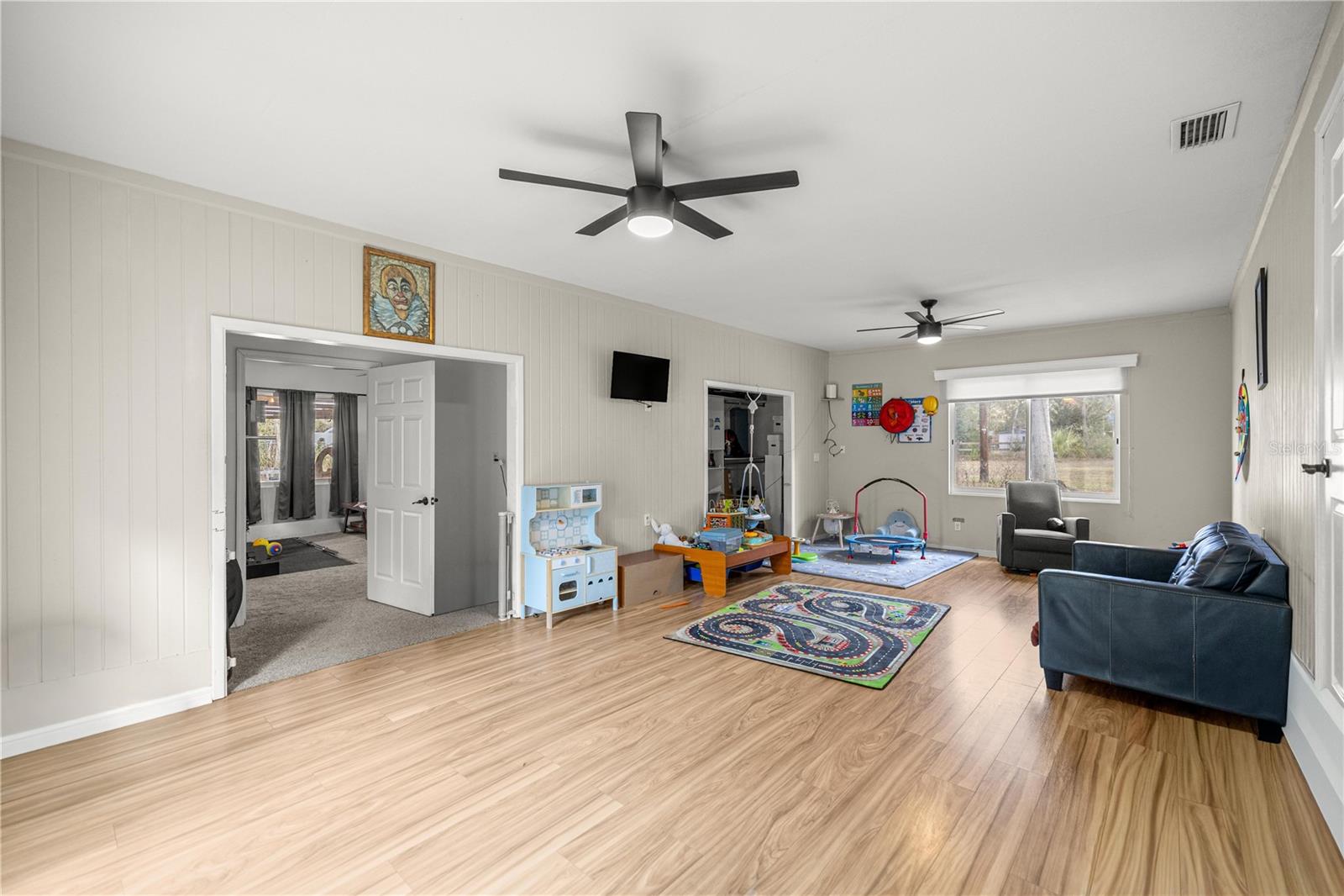 Image 35 of 42 For 5100 44th Avenue Road