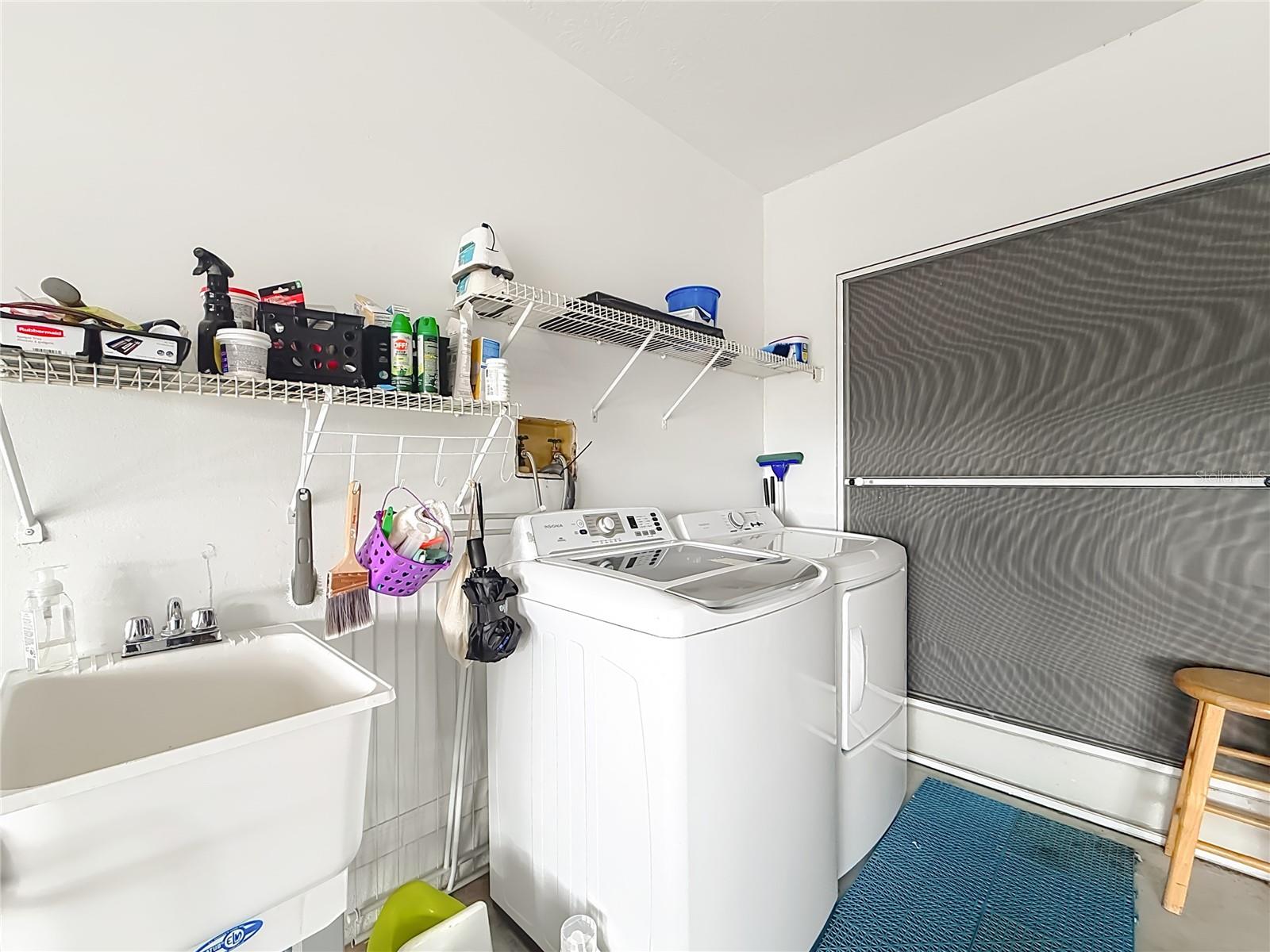 Image 39 of 49 For 4360 Mae West Way