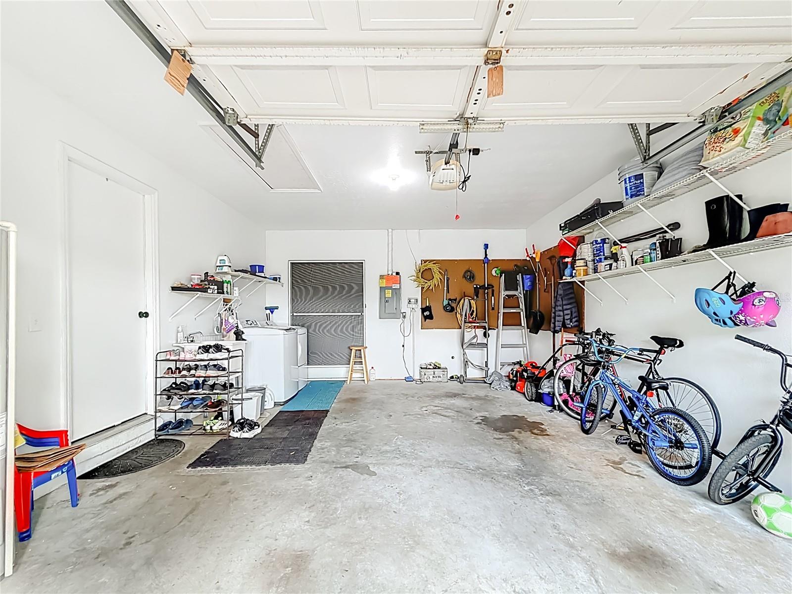 Image 40 of 49 For 4360 Mae West Way