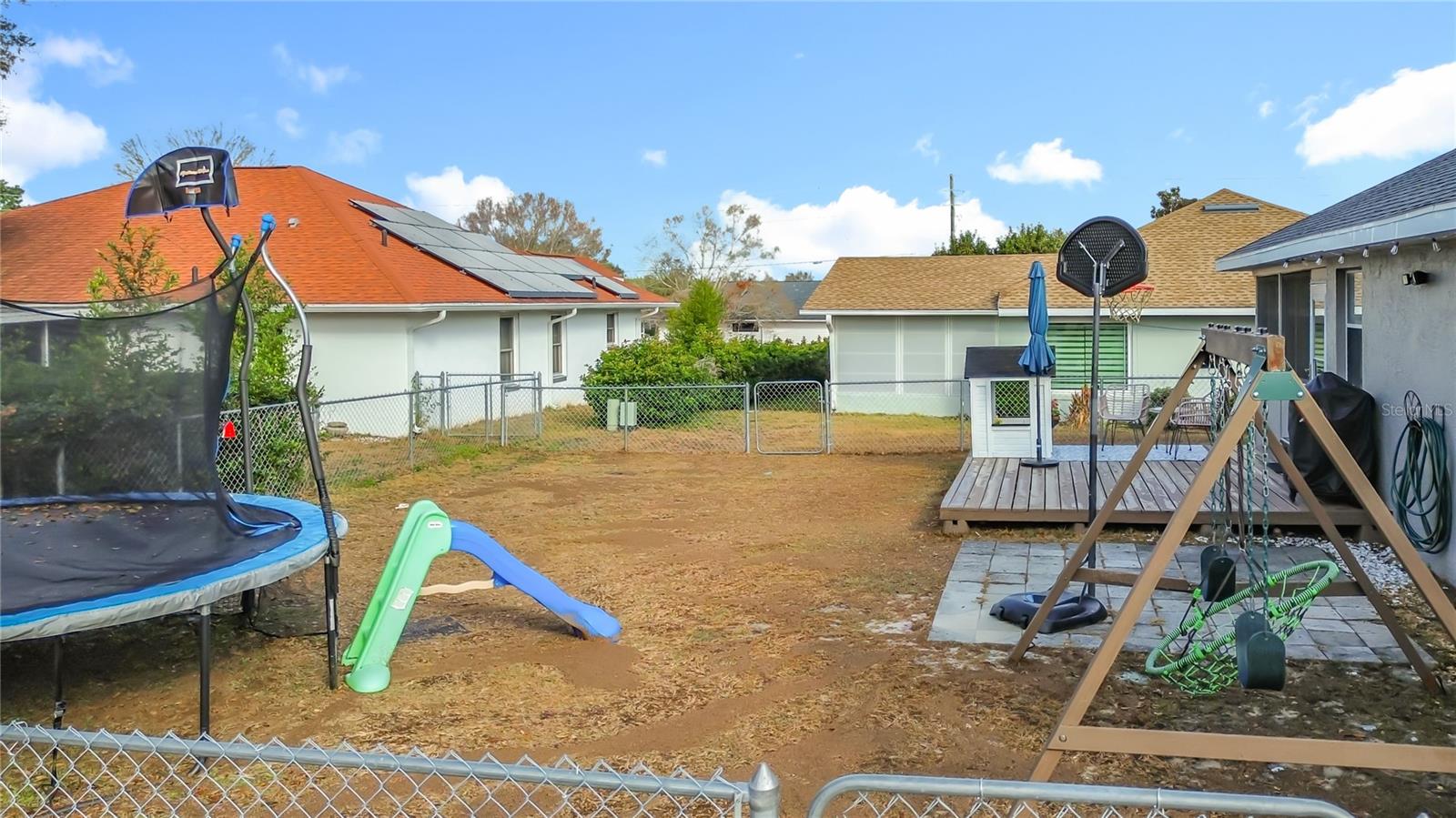 Image 41 of 49 For 4360 Mae West Way