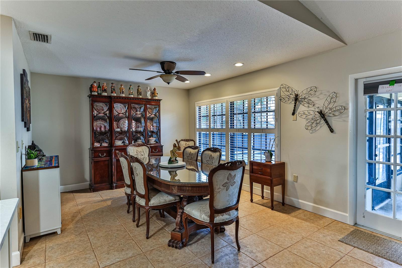 Image 15 of 31 For 8801 Cresco Lane