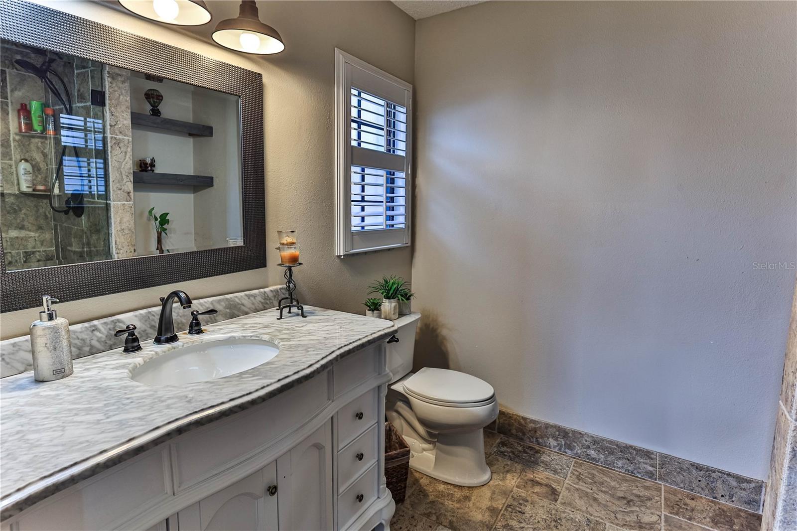 Image 18 of 31 For 8801 Cresco Lane