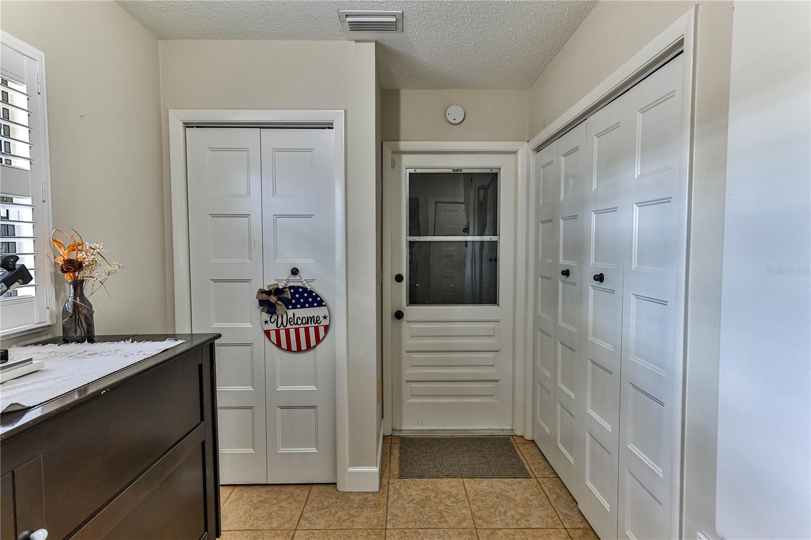 Image 21 of 31 For 8801 Cresco Lane