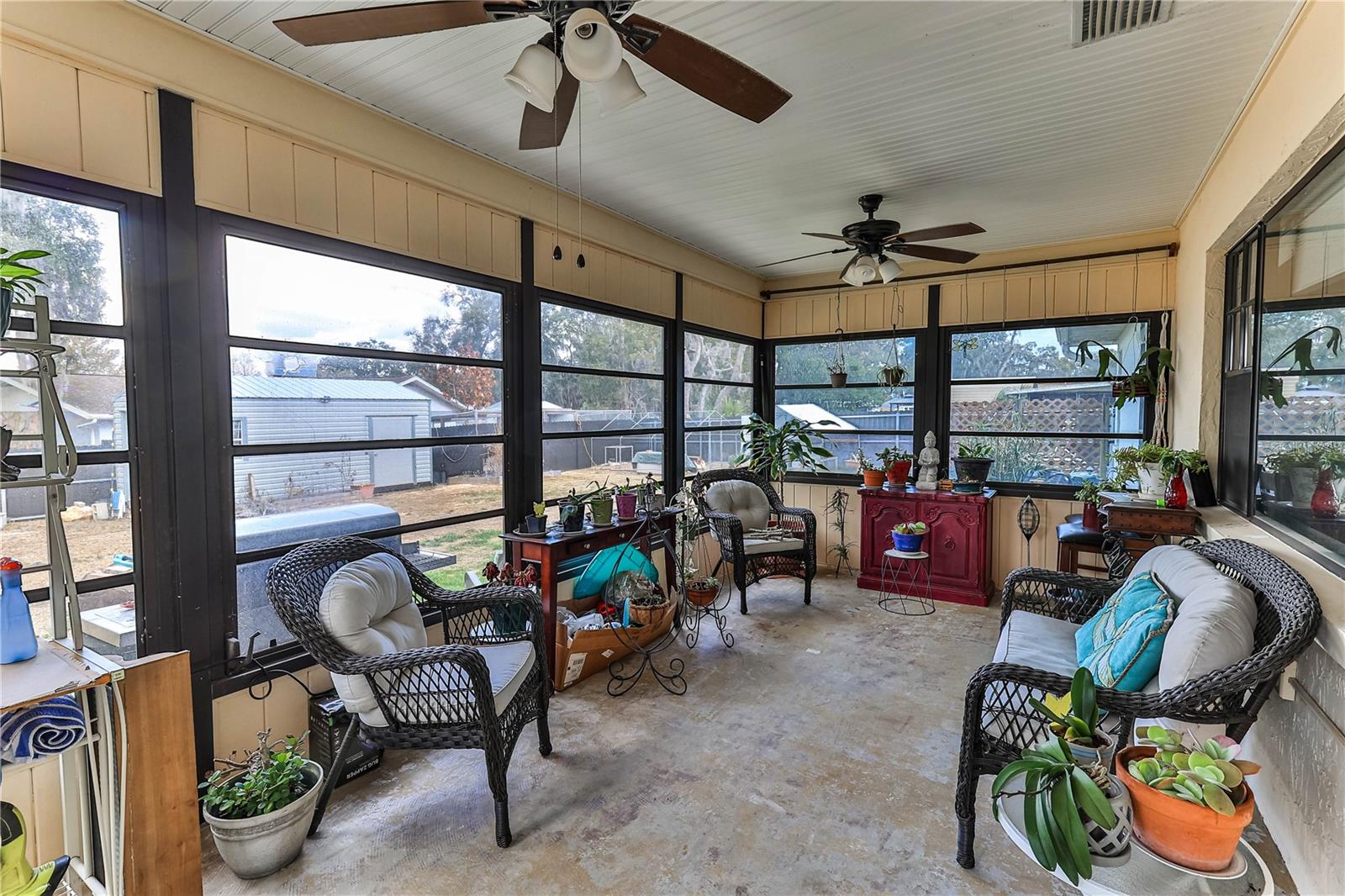 Image 27 of 31 For 8801 Cresco Lane