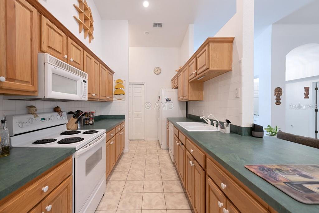 Image 13 of 32 For 9570 215th Court Road