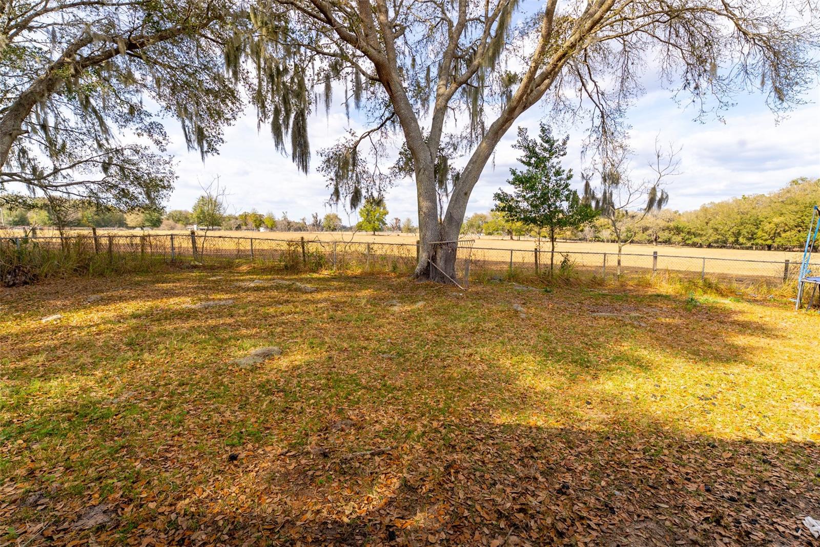 Image 56 of 70 For 21 Pine Trace Course