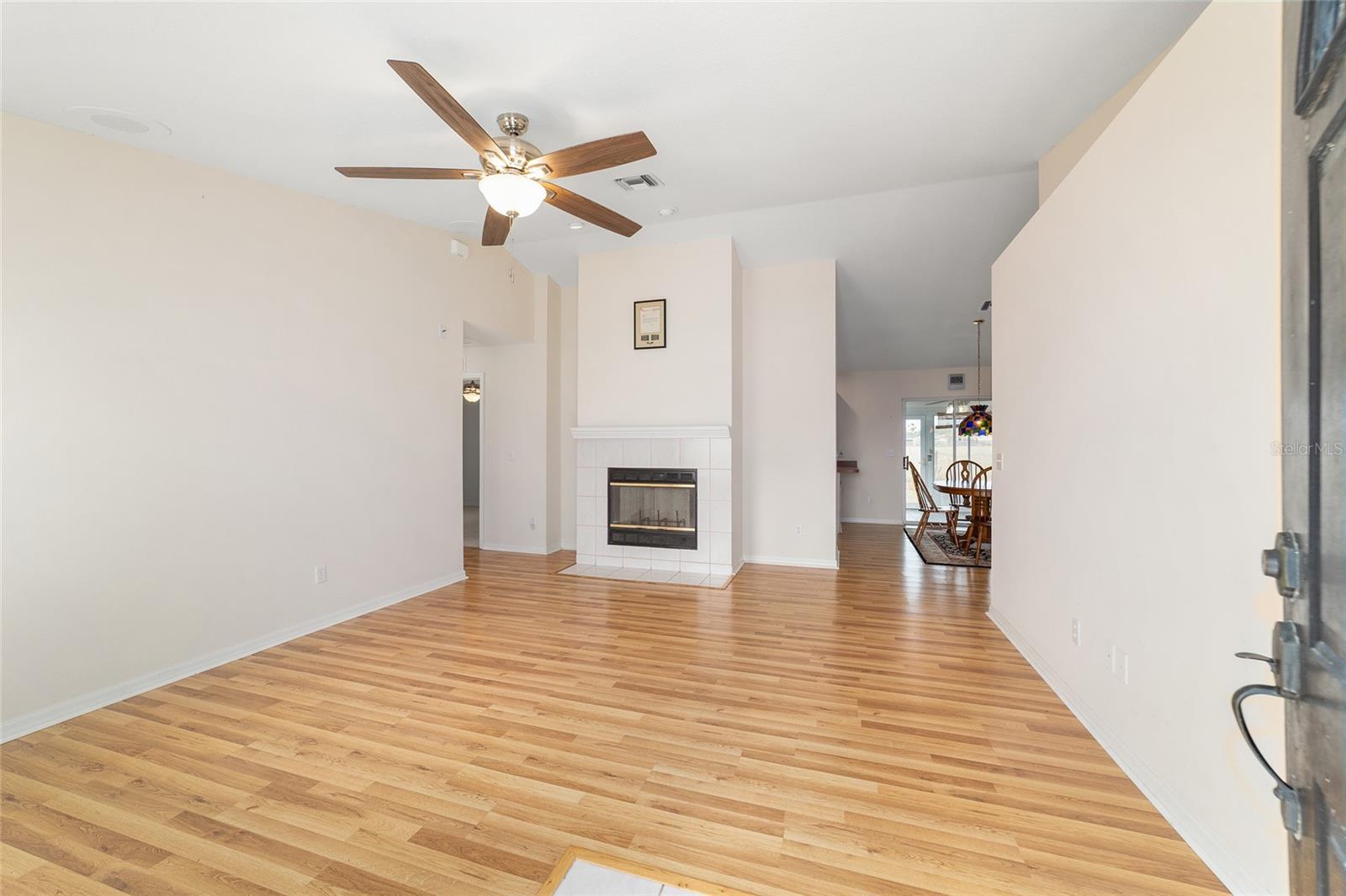 Image 10 of 58 For 3332 50th Court