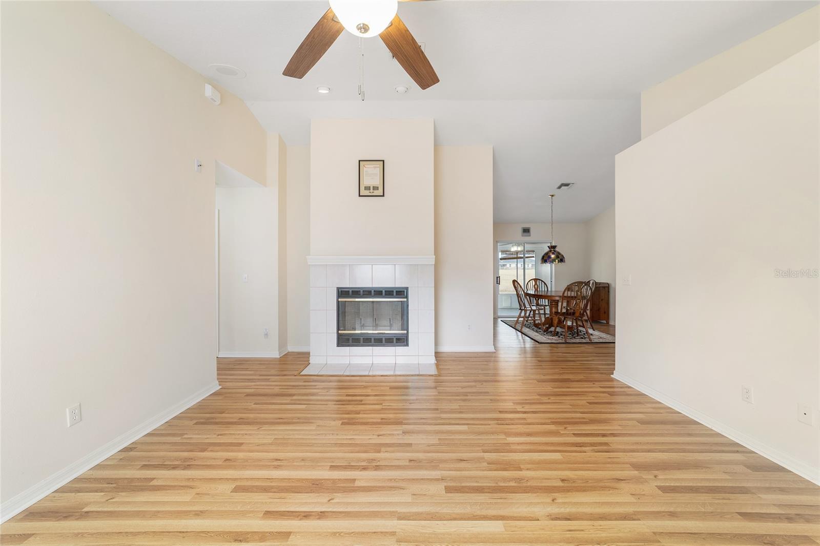 Image 13 of 58 For 3332 50th Court