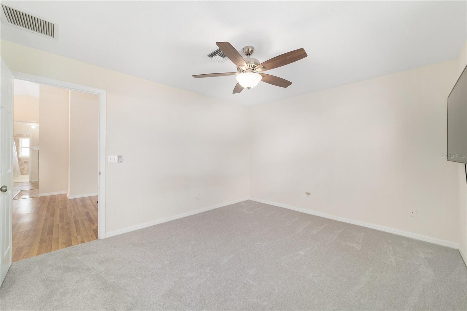 Image 29 of 58 For 3332 50th Court