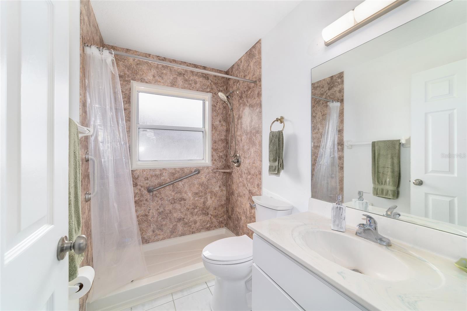 Image 36 of 58 For 3332 50th Court