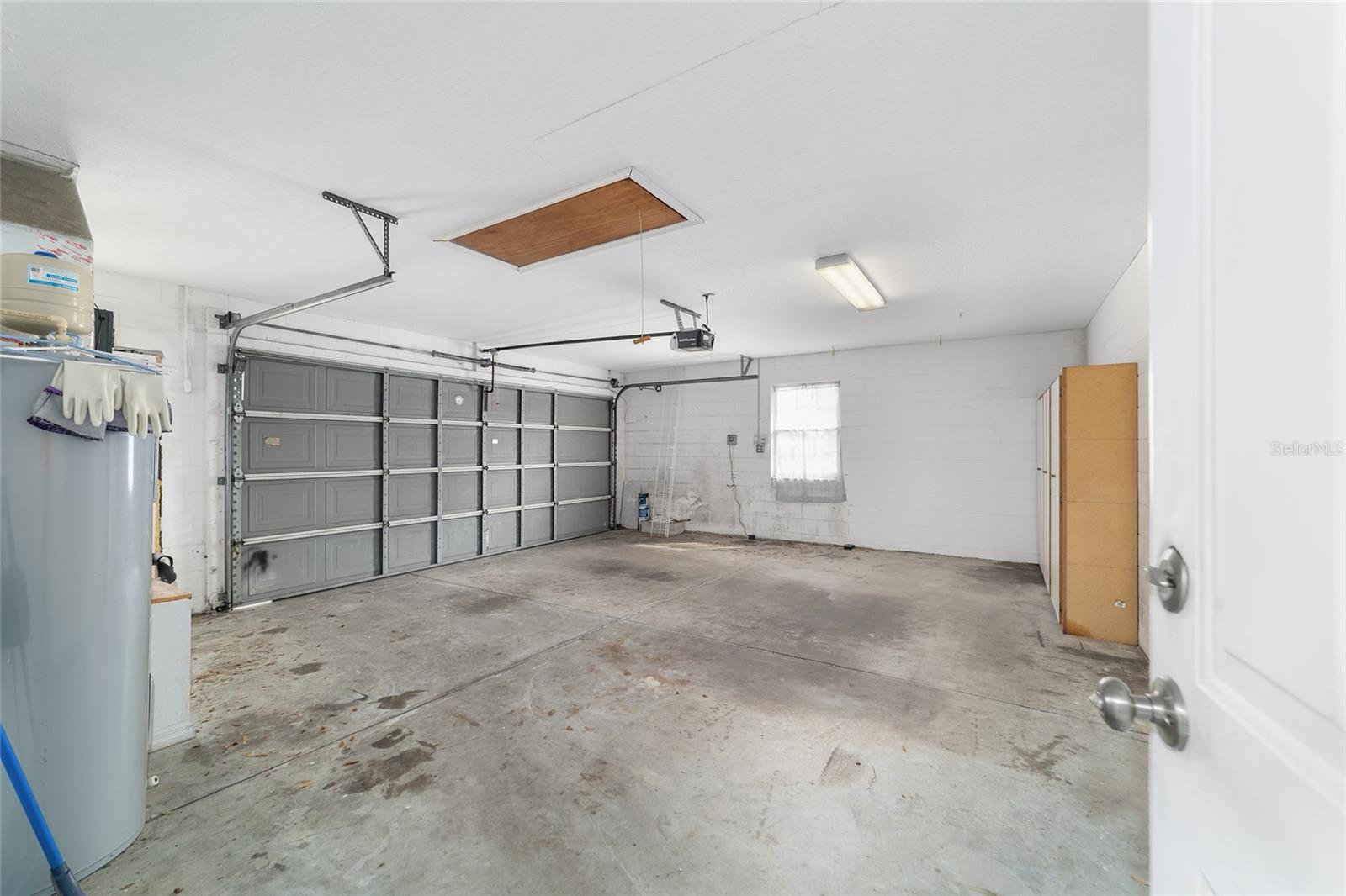 Image 40 of 58 For 3332 50th Court