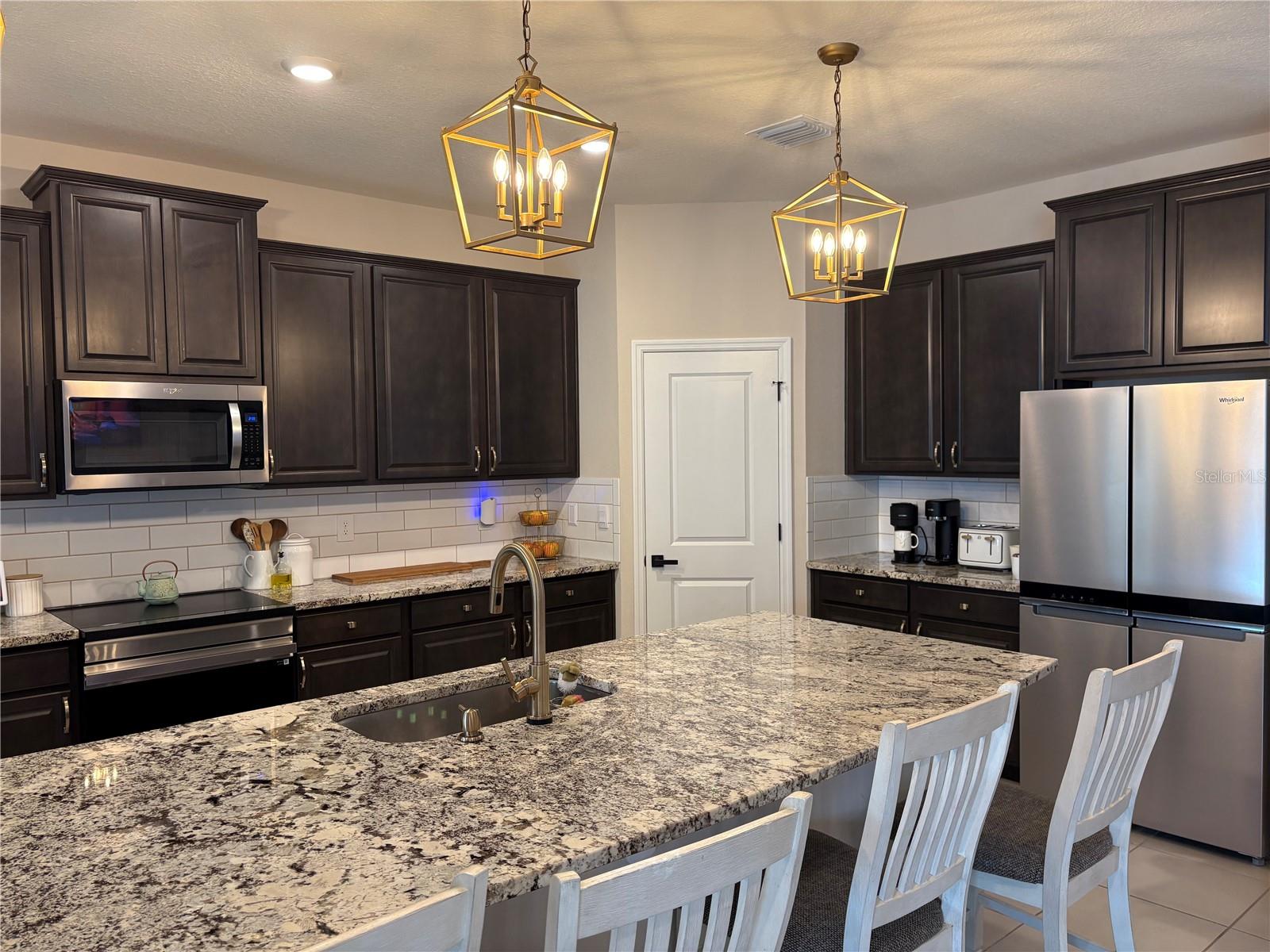 Image 5 of 18 For 5870 80th Place