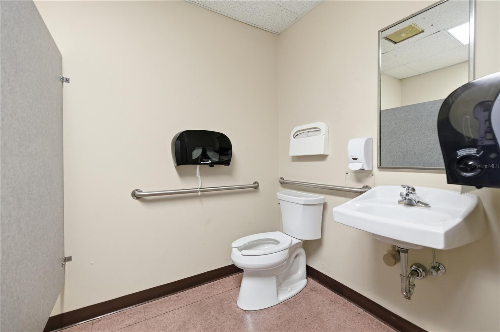 Image 46 of 48 For Address Not Provided