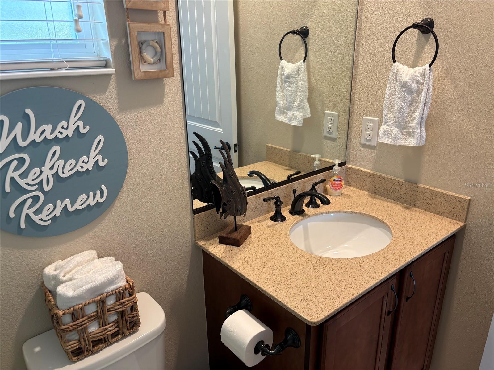 Image 12 of 17 For 7890 87th Loop