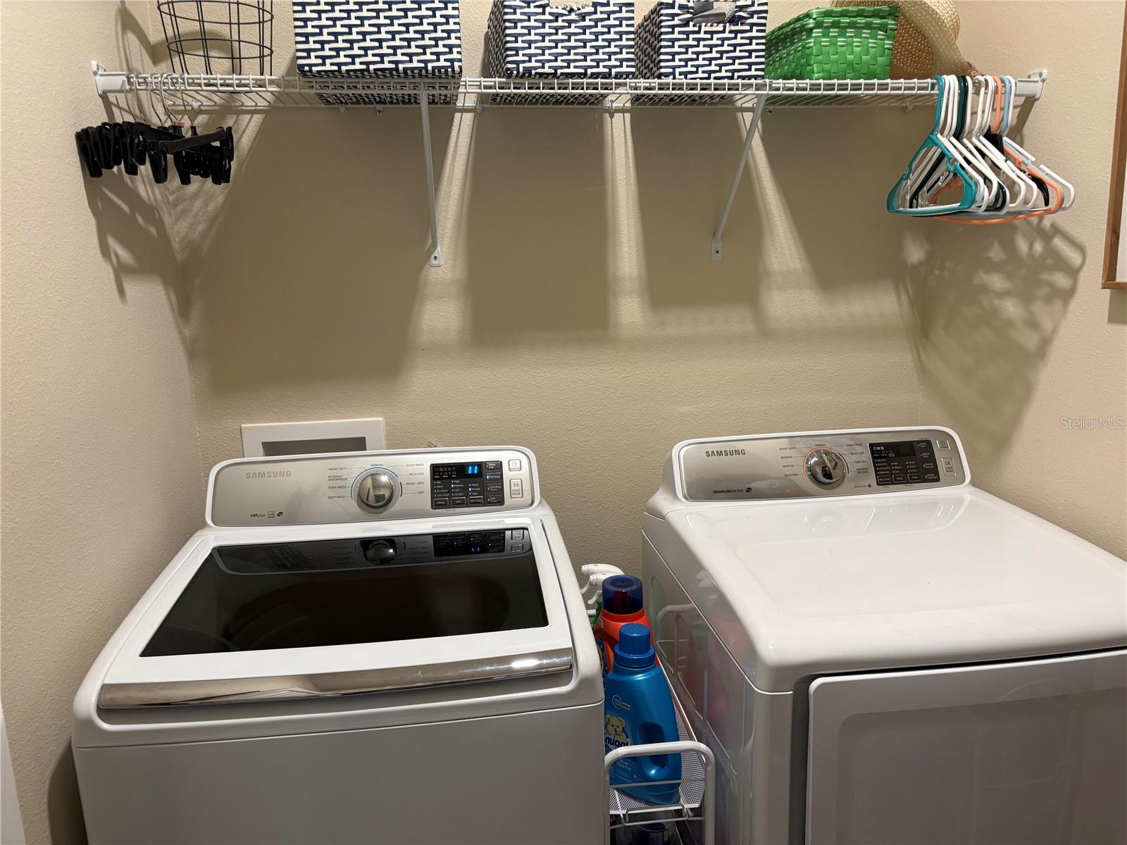 Image 14 of 17 For 7890 87th Loop