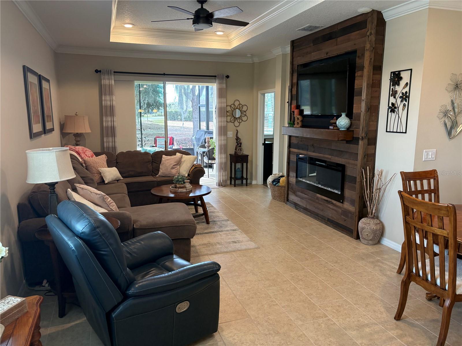 Image 3 of 17 For 7890 87th Loop