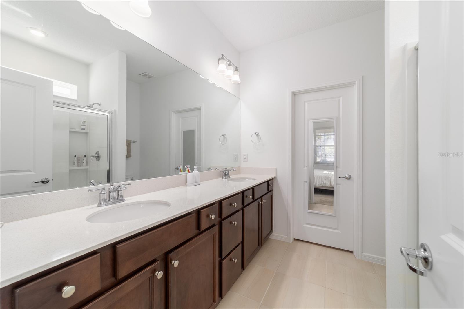 Image 40 of 75 For 9419 53rd Place