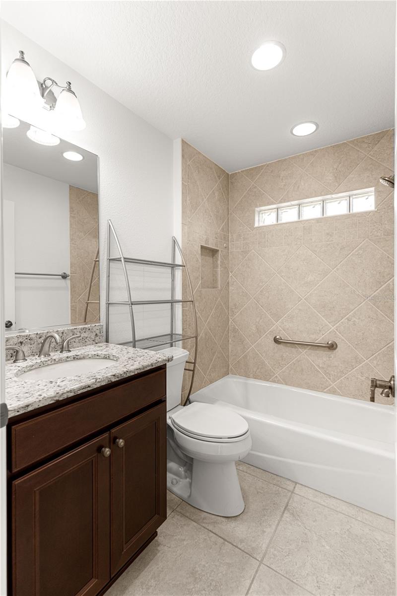 Image 25 of 53 For 2906 Canyon Avenue