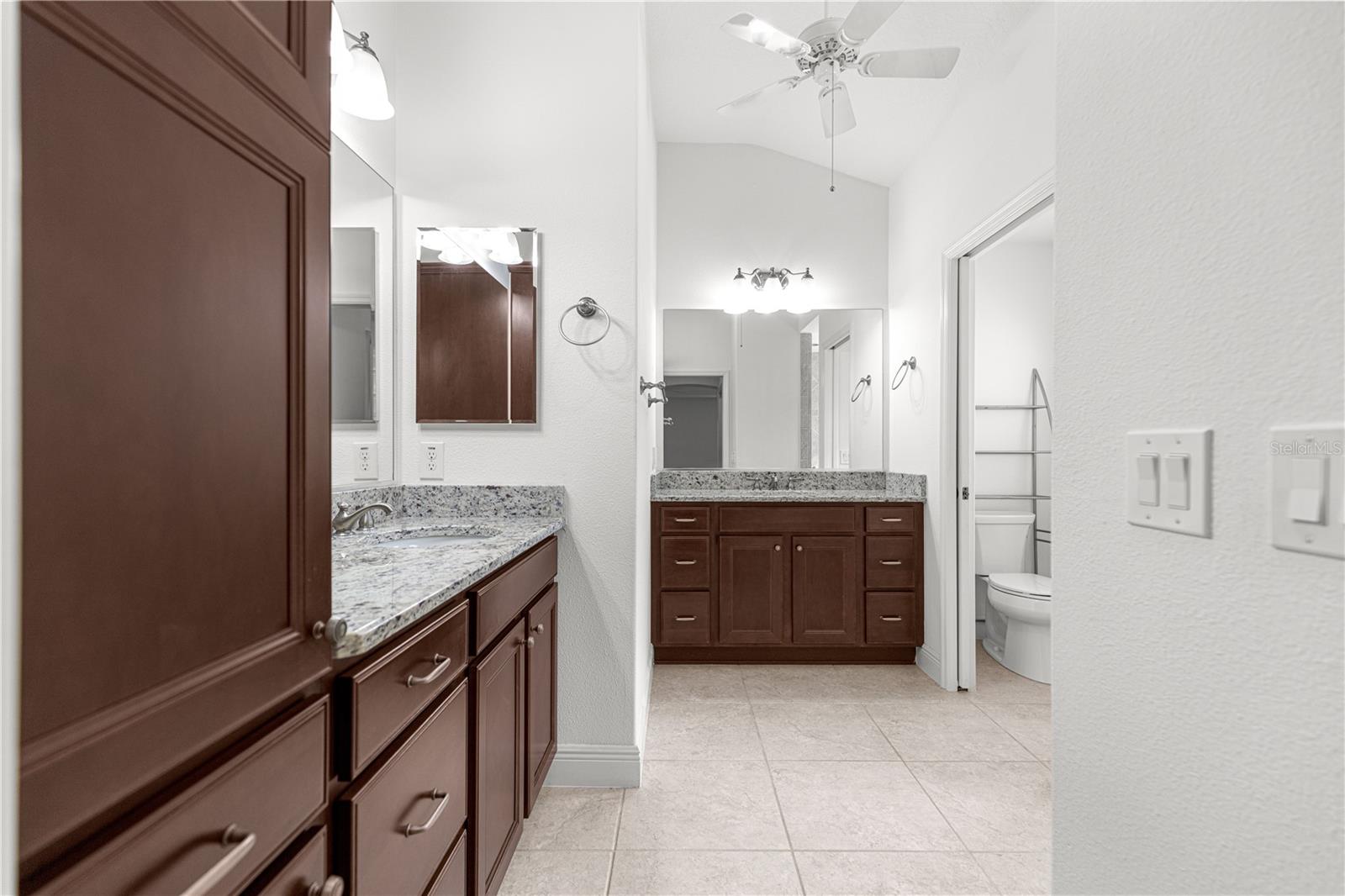 Image 35 of 53 For 2906 Canyon Avenue