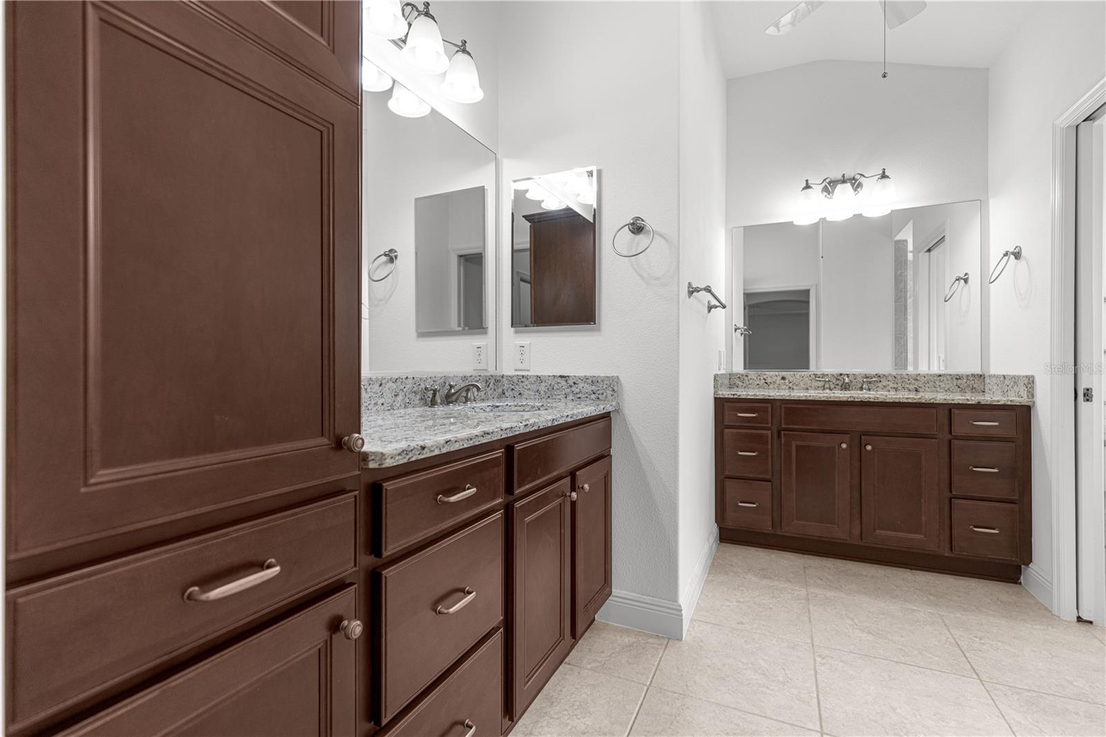 Image 36 of 53 For 2906 Canyon Avenue