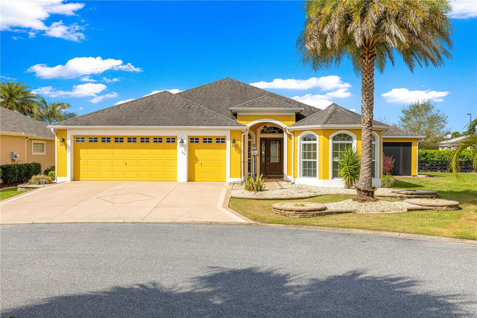 Image 4 of 53 For 2906 Canyon Avenue