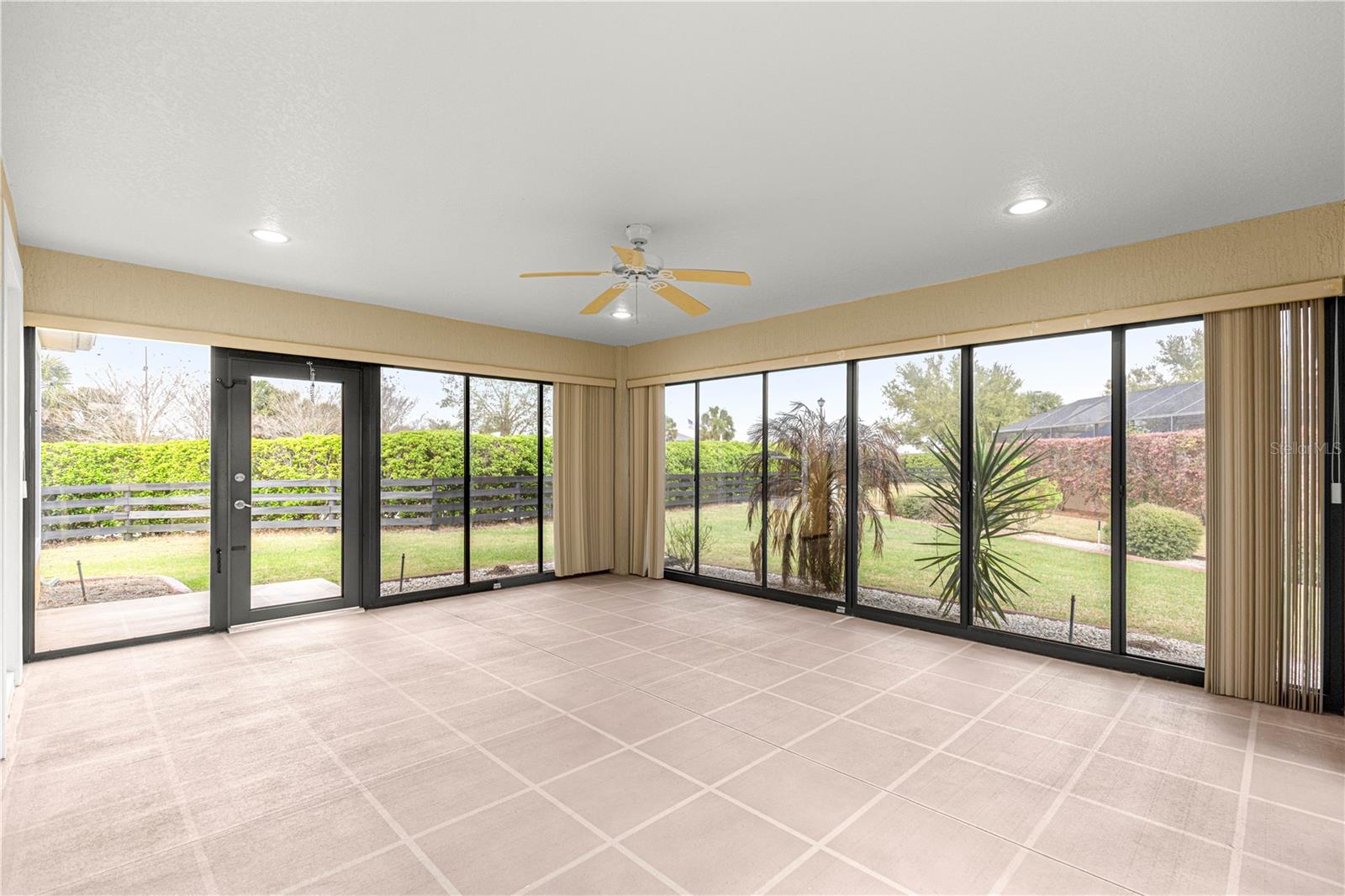 Image 41 of 53 For 2906 Canyon Avenue