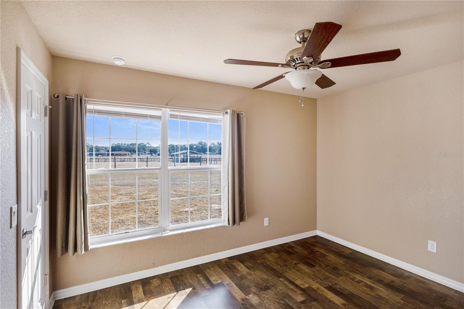 Image 21 of 81 For 4495 150th Street