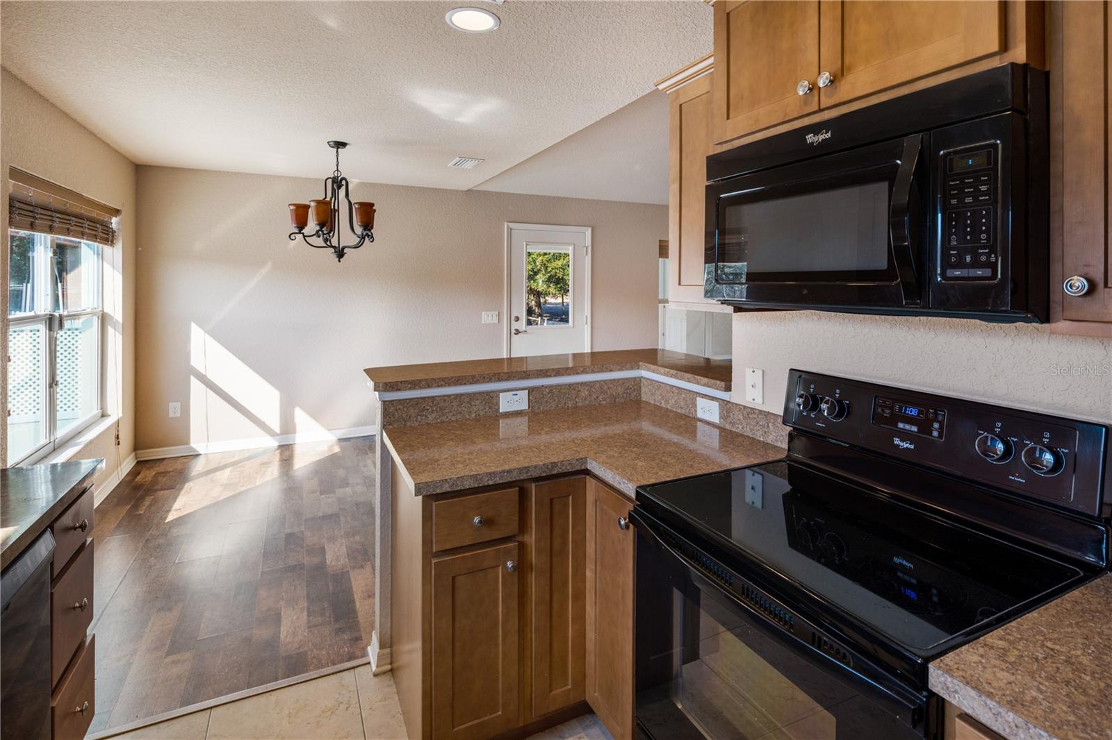 Image 27 of 81 For 4495 150th Street