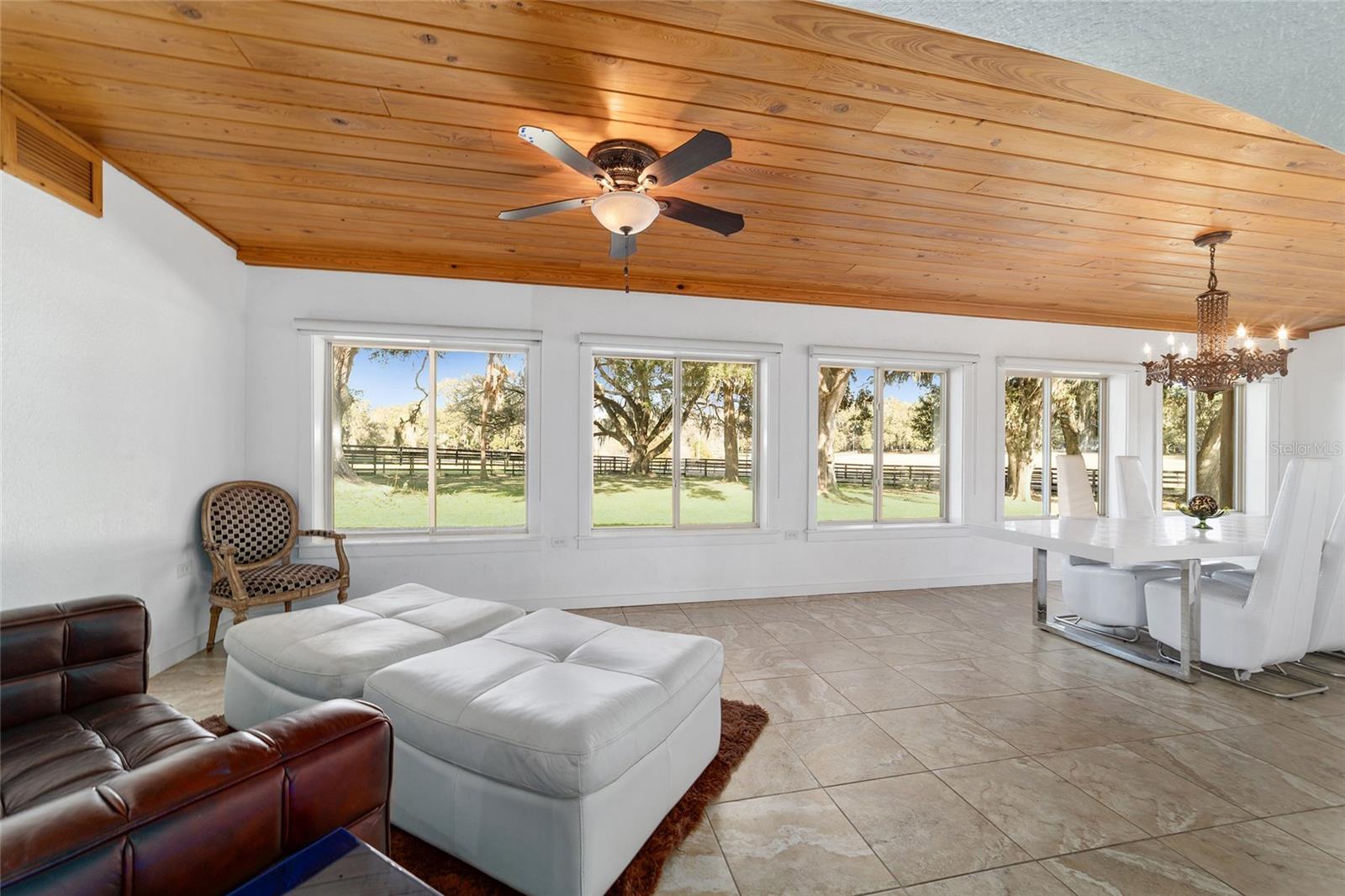 Listing photo id 28 for 8038 162nd Court