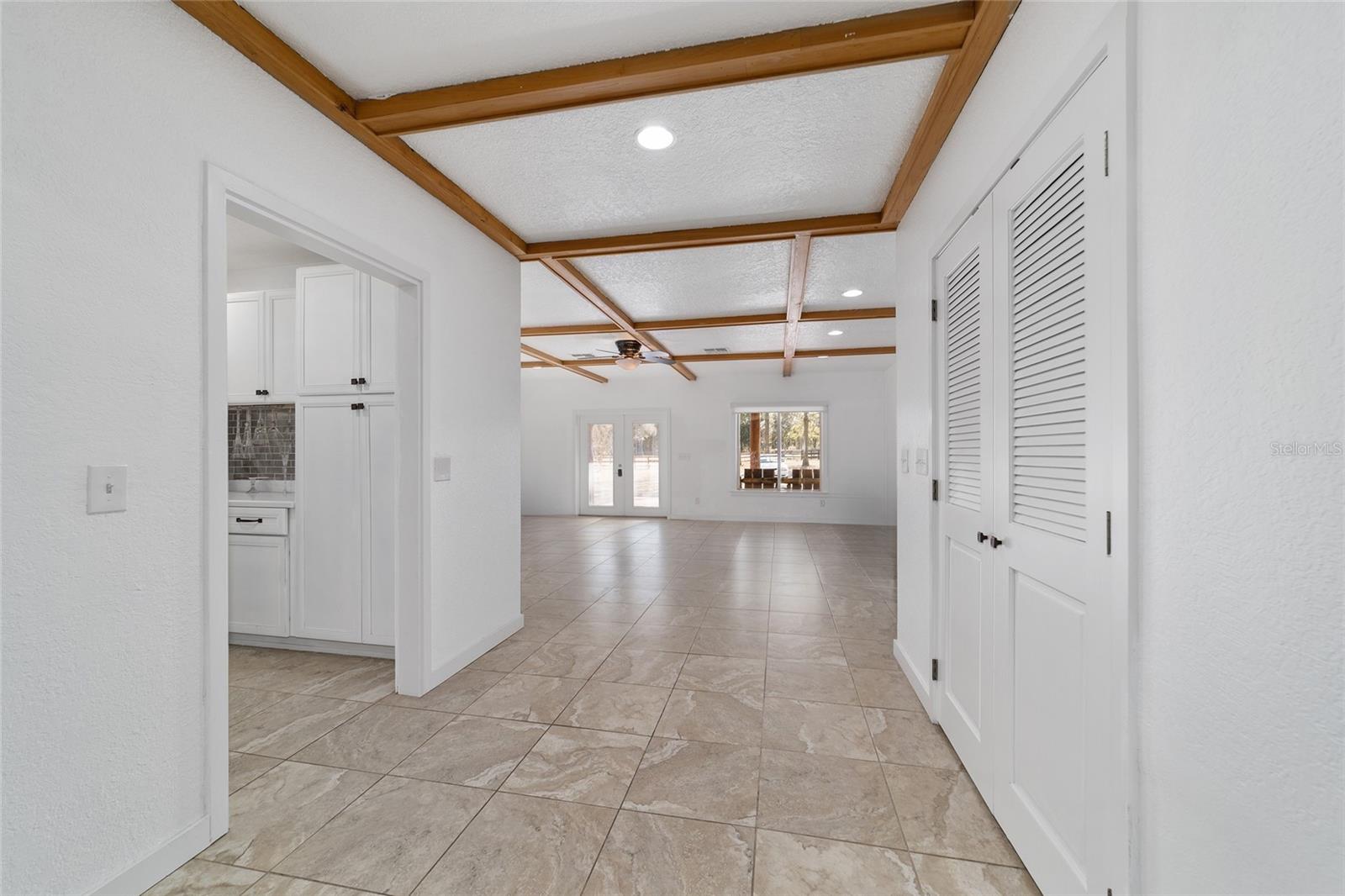 Listing photo id 36 for 8038 162nd Court