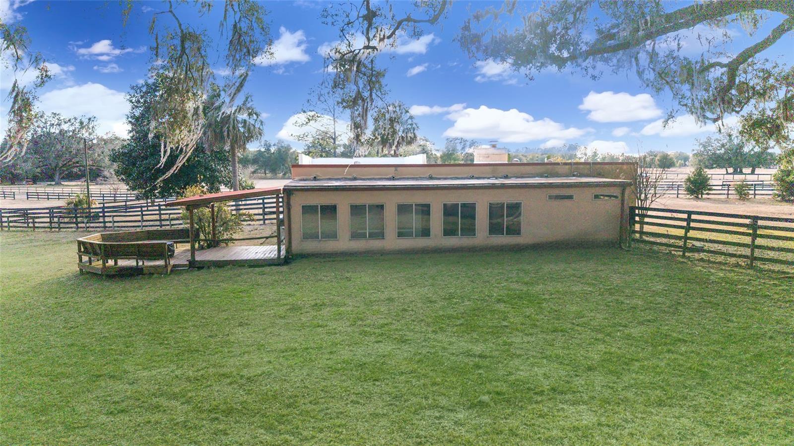 Listing photo id 53 for 8038 162nd Court