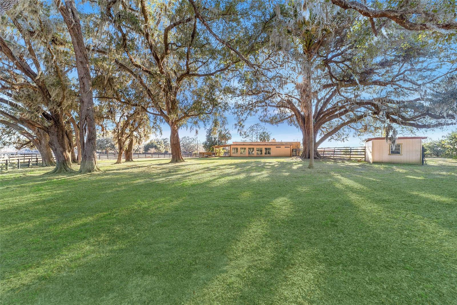 Listing photo id 56 for 8038 162nd Court