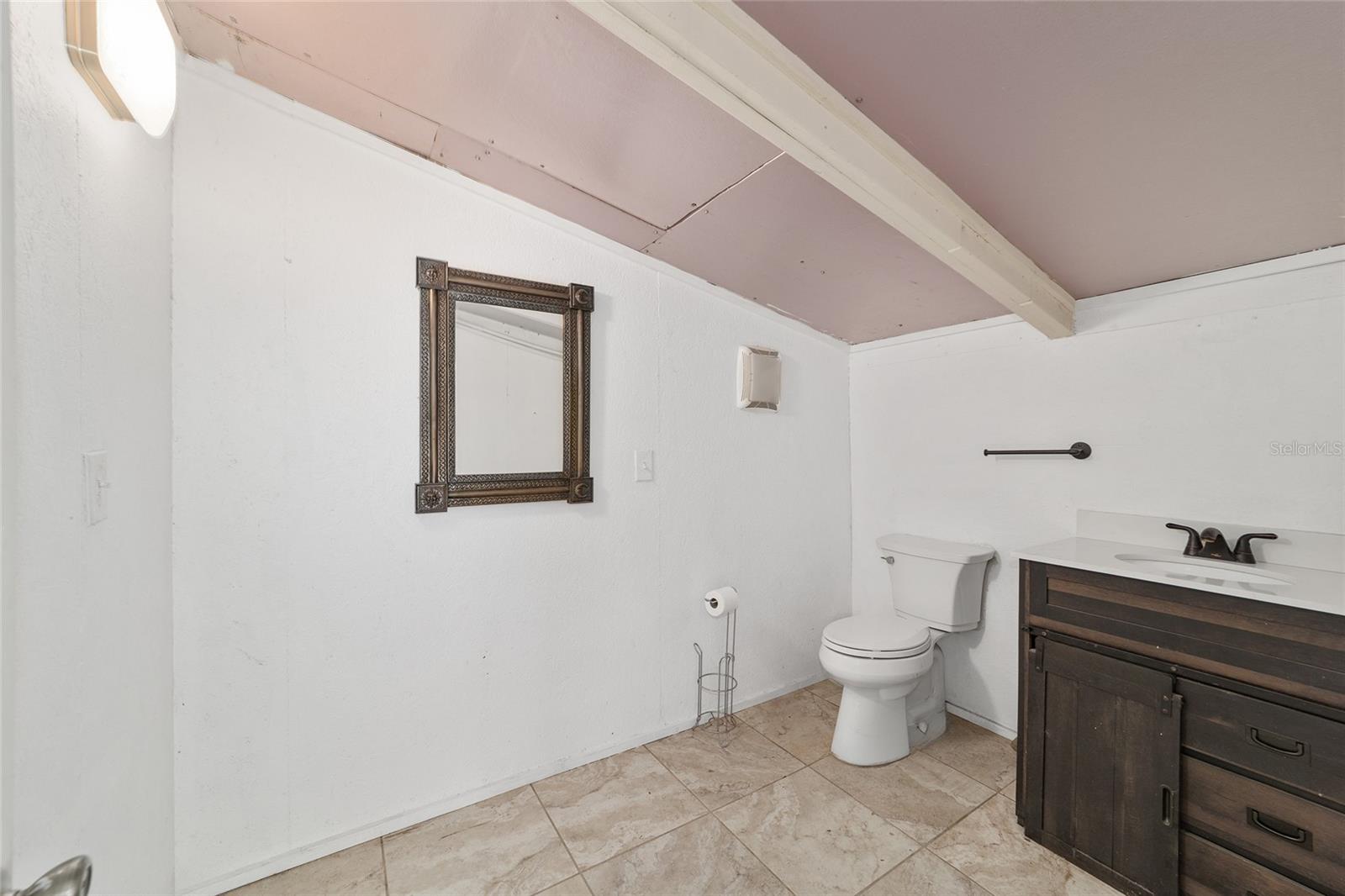 Listing photo id 69 for 8038 162nd Court