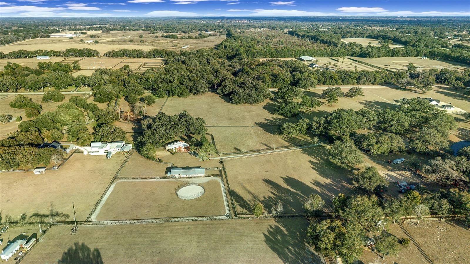 Listing photo id 82 for 8038 162nd Court