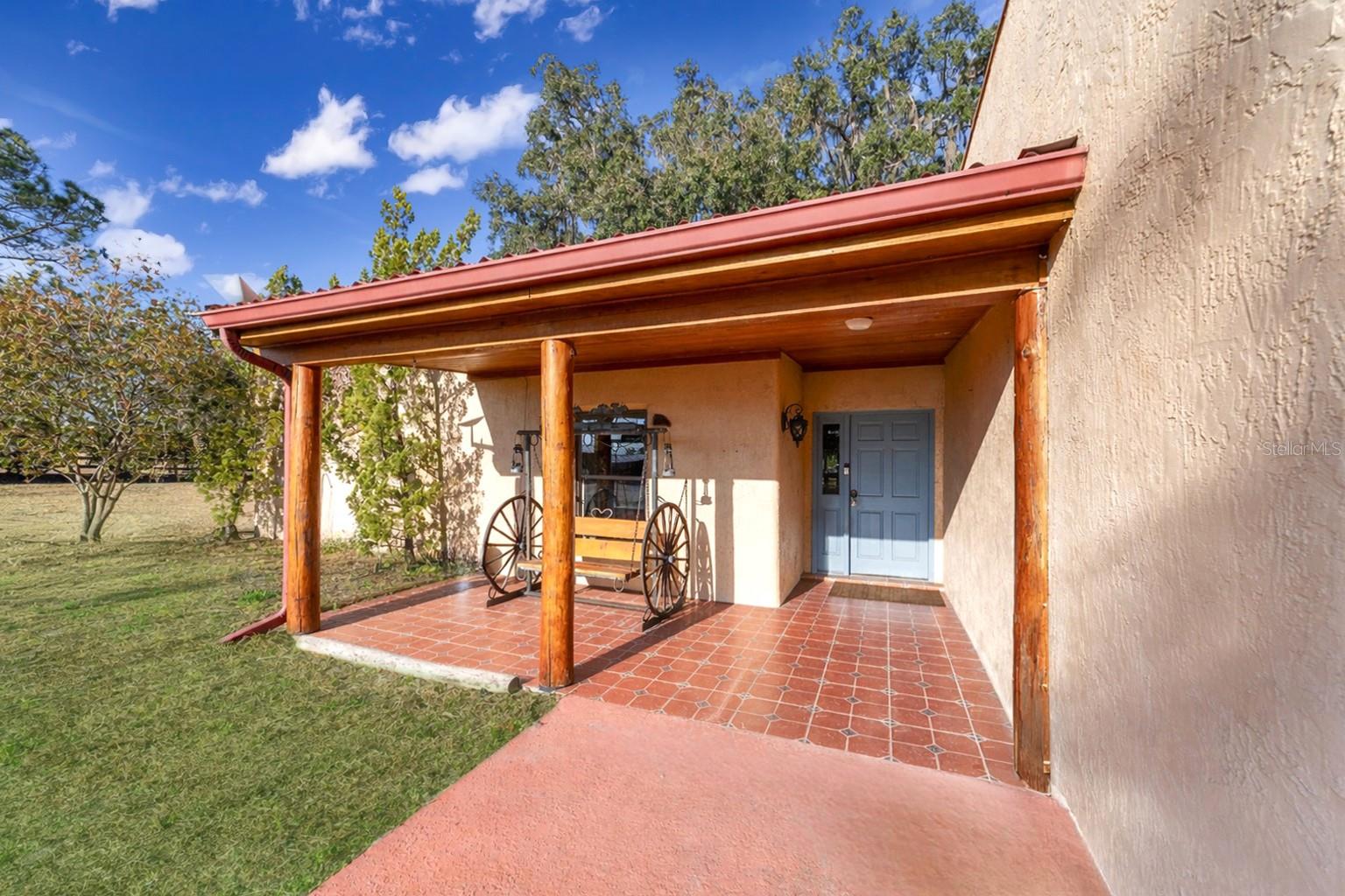 Listing photo id 7 for 8038 162nd Court